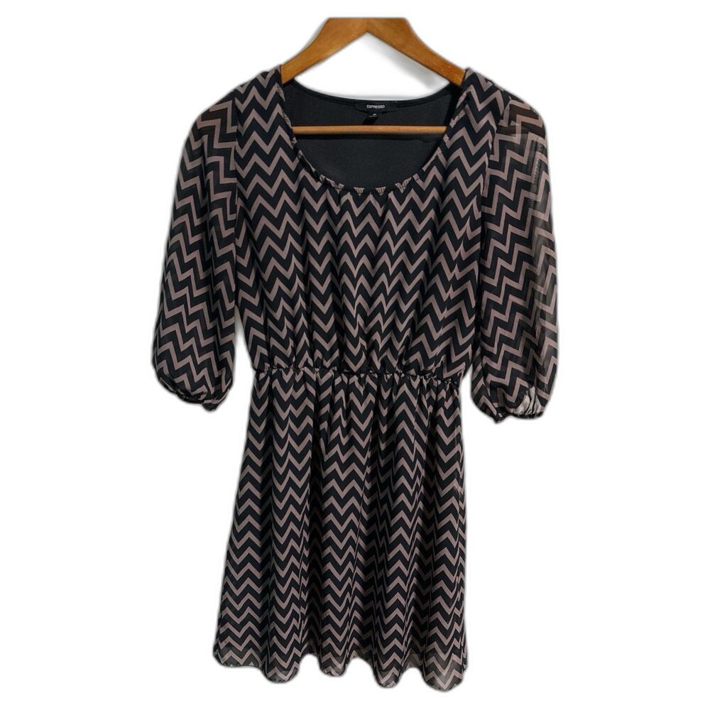 Espresso Dress Size M Pink Black Chevron Print Fitted Waist